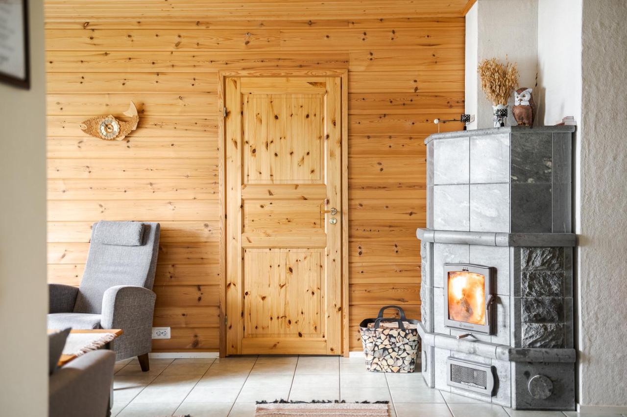 Отель Kujanpaeae | Paajoen Vuokramoekit Himos Экстерьер фото