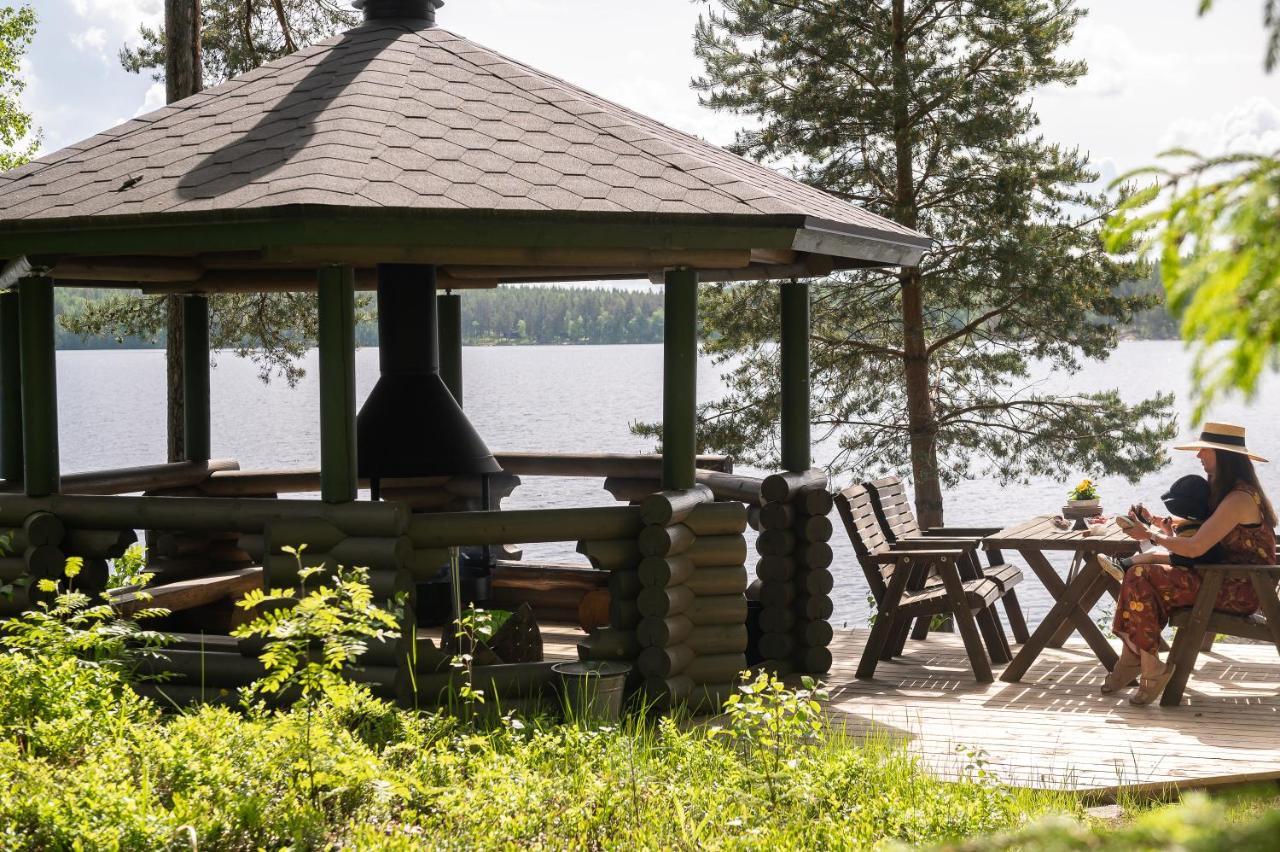 Отель Kujanpaeae | Paajoen Vuokramoekit Himos Экстерьер фото