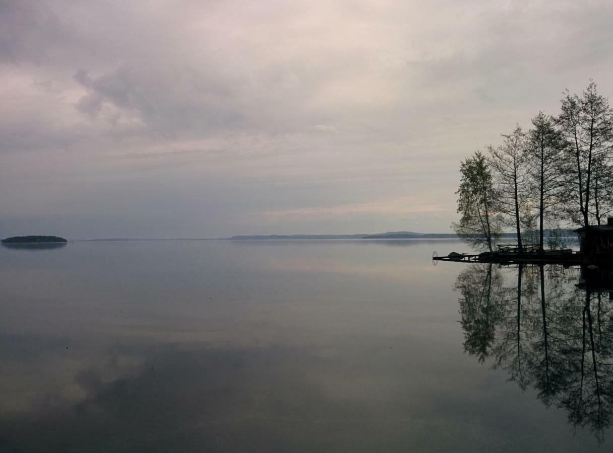 Отель Kujanpaeae | Paajoen Vuokramoekit Himos Экстерьер фото